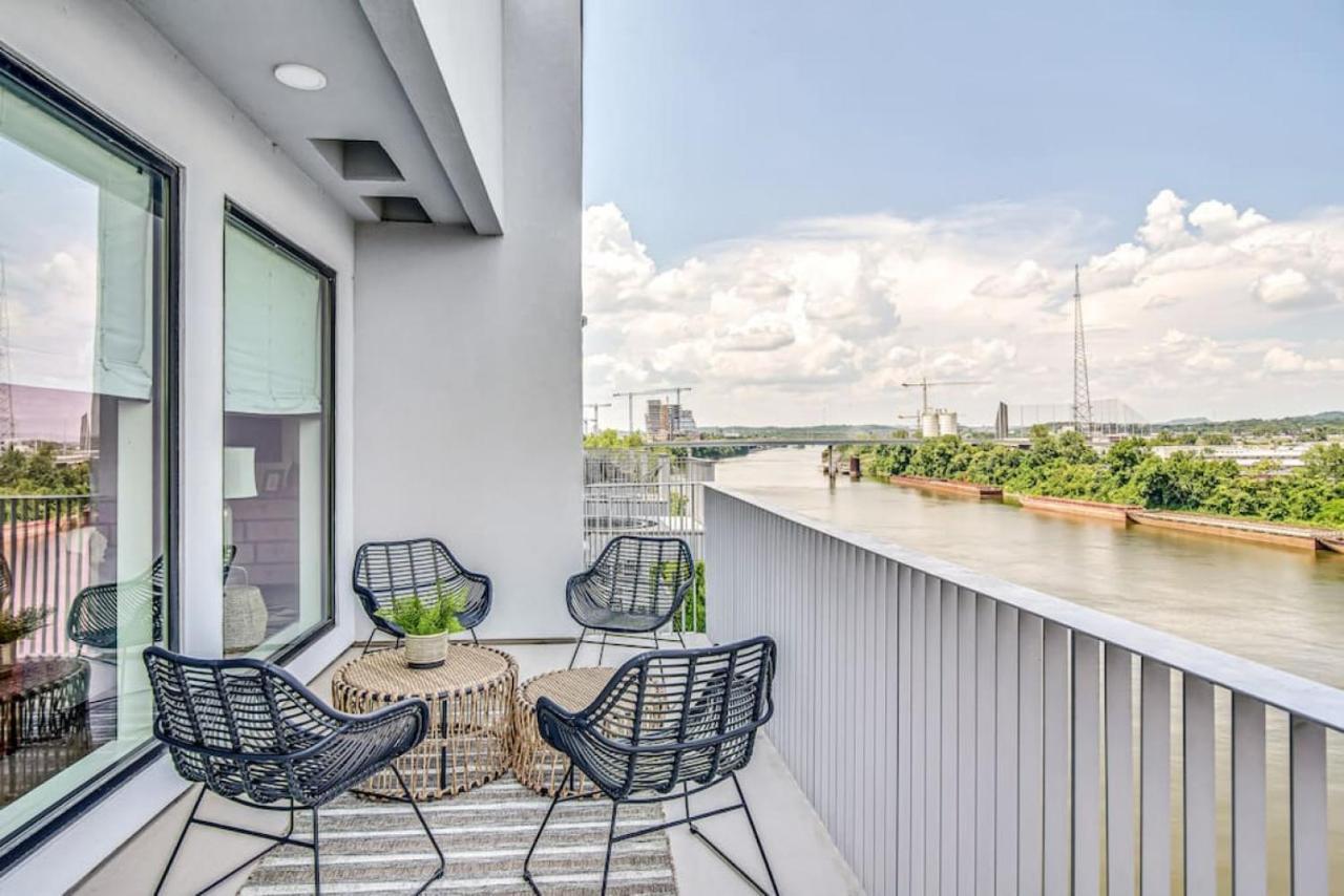 Upscale River View Condo Walk To Downtown And Private Patio Nashville Exterior foto